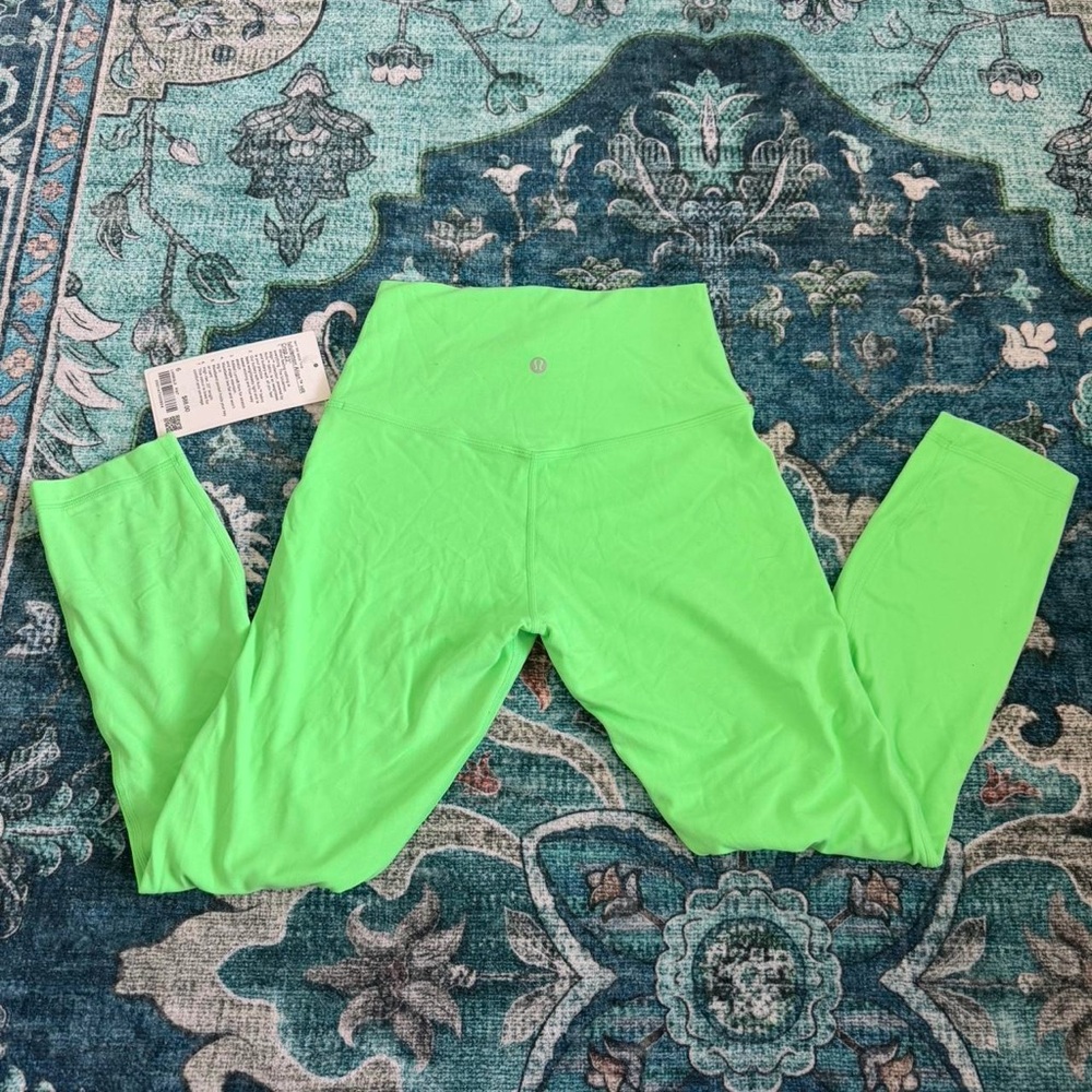 Lululemon high-rise Align leggings in pistachio - Picture 4 of 6
